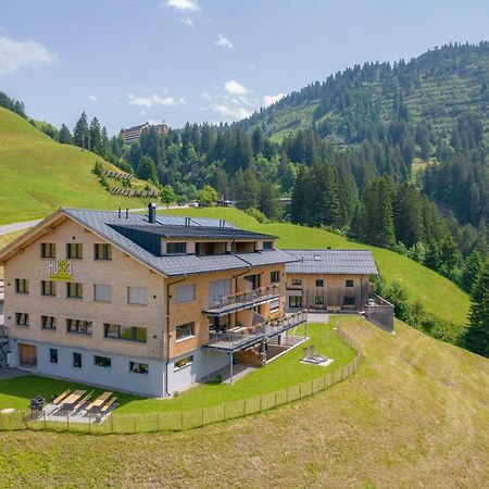 Hus23 With Wellness Lägenhet Schröcken Exteriör bild