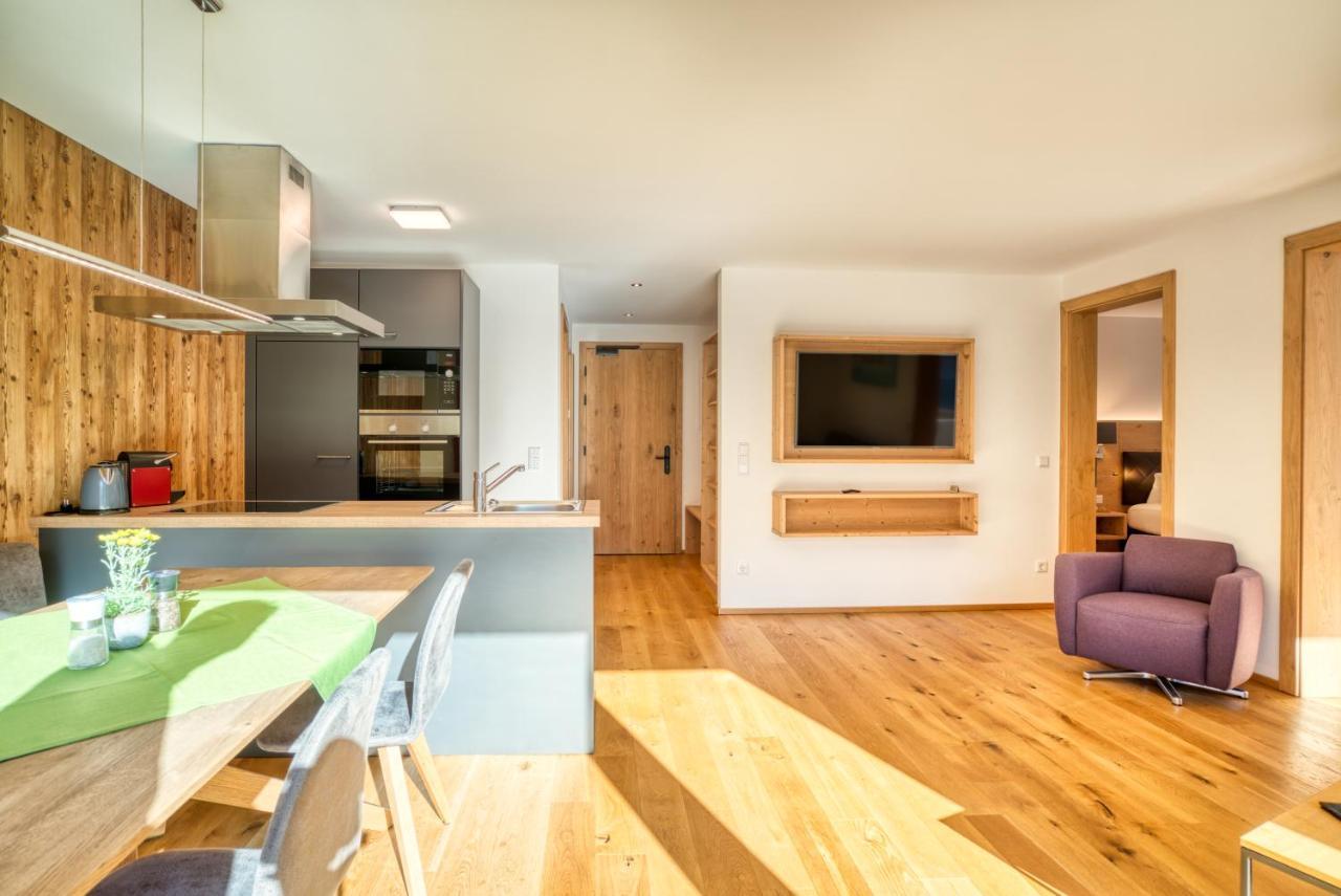 Hus23 With Wellness Lägenhet Schröcken Exteriör bild