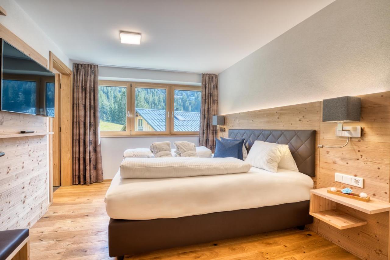 Hus23 With Wellness Lägenhet Schröcken Exteriör bild