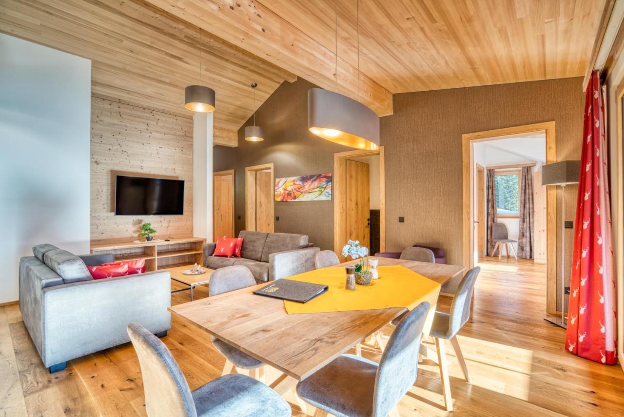 Hus23 With Wellness Lägenhet Schröcken Exteriör bild