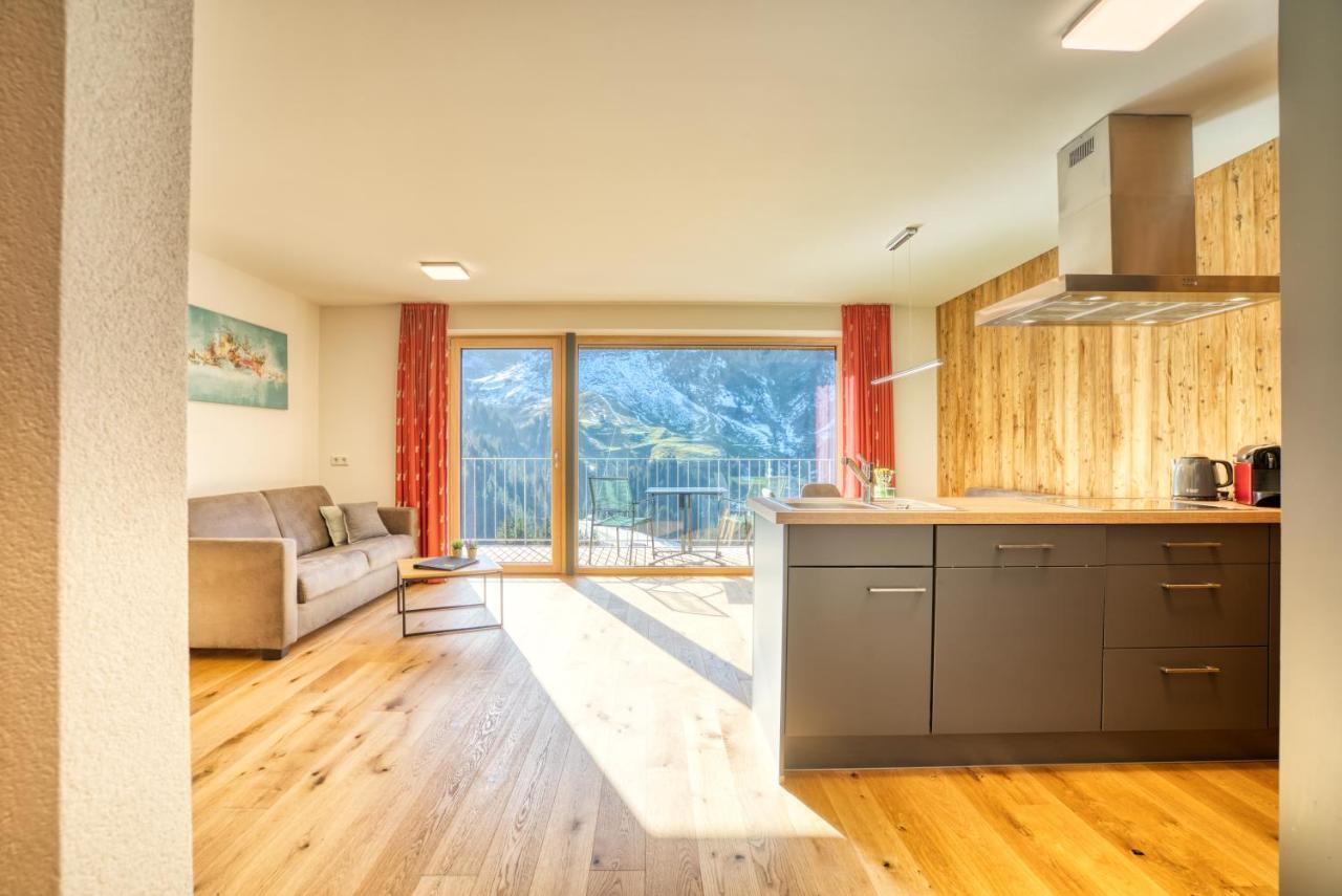 Hus23 With Wellness Lägenhet Schröcken Exteriör bild